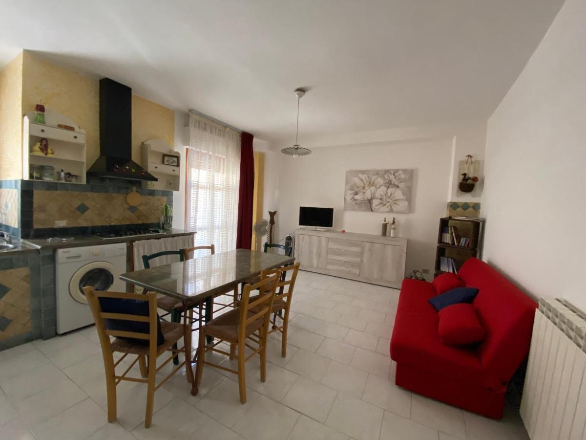 Apartmán A Casa Di Glo' Porto Torres Exteriér fotografie